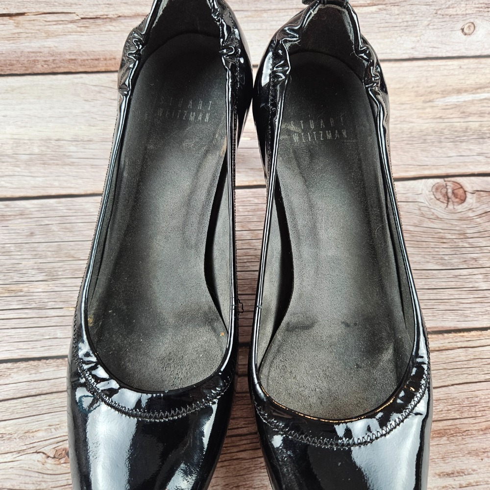 Stuart Weitzman Women's Black Patent Elastic Edge Platform Heels, size 6.5 - Picture 3 of 8